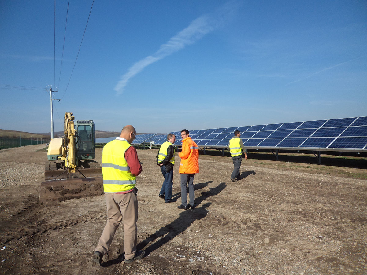 O&M of Photovoltaic Systems - Construction Site