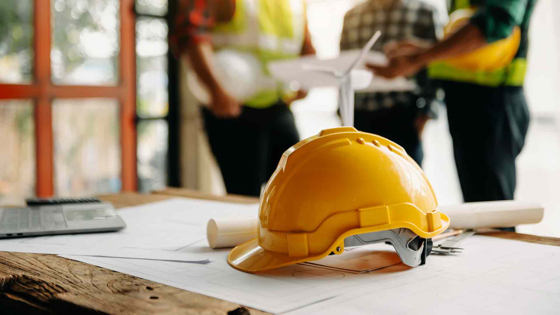 Sicurezza in cantiere basata su coordinamento, prevenzione e conformità